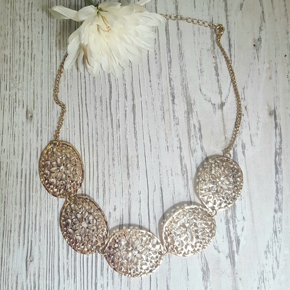 Francesca's Gold Filigree Necklace
